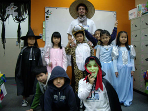 Ben Finkelstein - ESL Teacher Abroad