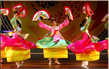 South Korean Dancers - ESL Abroad