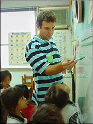 Teaching English in Shenzhen with Reach To Teach