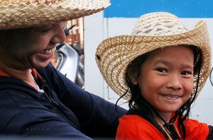 Thailand Smiles (Flickr Photo by ol'pete