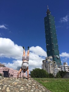 taipei handstand