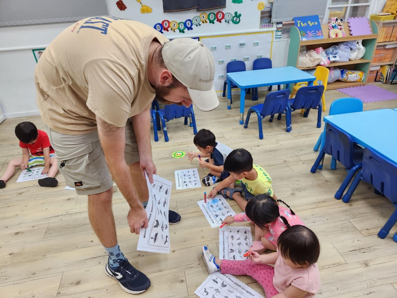 Our Reach To Teach teacher in the classroom in Taipei, Taiwan.